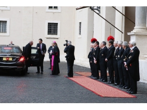 Cumhurbaşkanı Erdoğan Vatikan’da Törenle Karşılandı