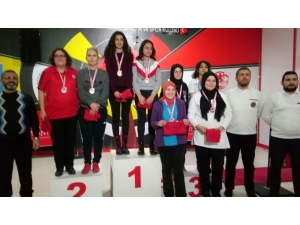 Pazaryeri Ekibi Türkiye Dart Şampiyonasında İkinci Oldu