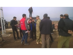 Niğde Gençlik Merkezi Afrin Harekatındaki Askerlere Kurutulmuş Meyve Ve Elma Gönderdi