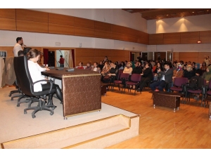 Doç. Dr. Civelek: “Hazır Gıdalardan Daha Önemli Kanser Nedenleri Var”