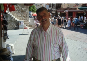 Kuşadası Sıtkı Başkanını Kaybetti