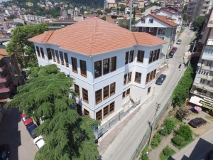 Portakal Hafız Konağı Çevresinde Cephe İyileştirmesi