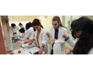 Ege Üniversitesi Hastanesi Şifa Dağıtıyor