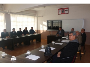 Kaymakam Temurci, Okul Müdürleriyle Buluştu