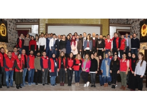 Manisa’da Duygulandıran Şiir Yarışması