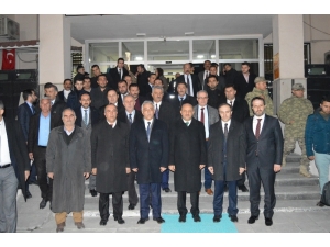 Başbakan Yardımcısı Işık Hakkari’den Ayrıldı