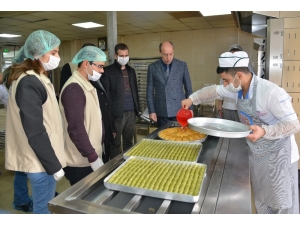 Büyükşehir Belediyesi, 5 Bin 562 İşyerini Denetledi