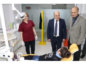 Vali Dağlı Çocuk Diş Polikliniğini İnceledi