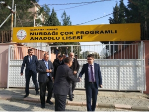 Kaymakam’dan Okullara Güvenlik Kamerası Denetimi