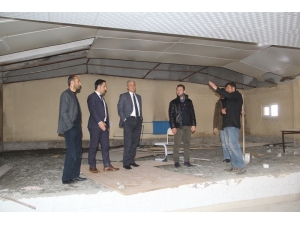 Kaymakam Öztürk, Tadilat Çalışmalarını Denetledi