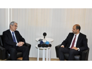 Büyükelçi Kanbay, Kktc Dışişleri Bakanı Özersay İle Görüştü