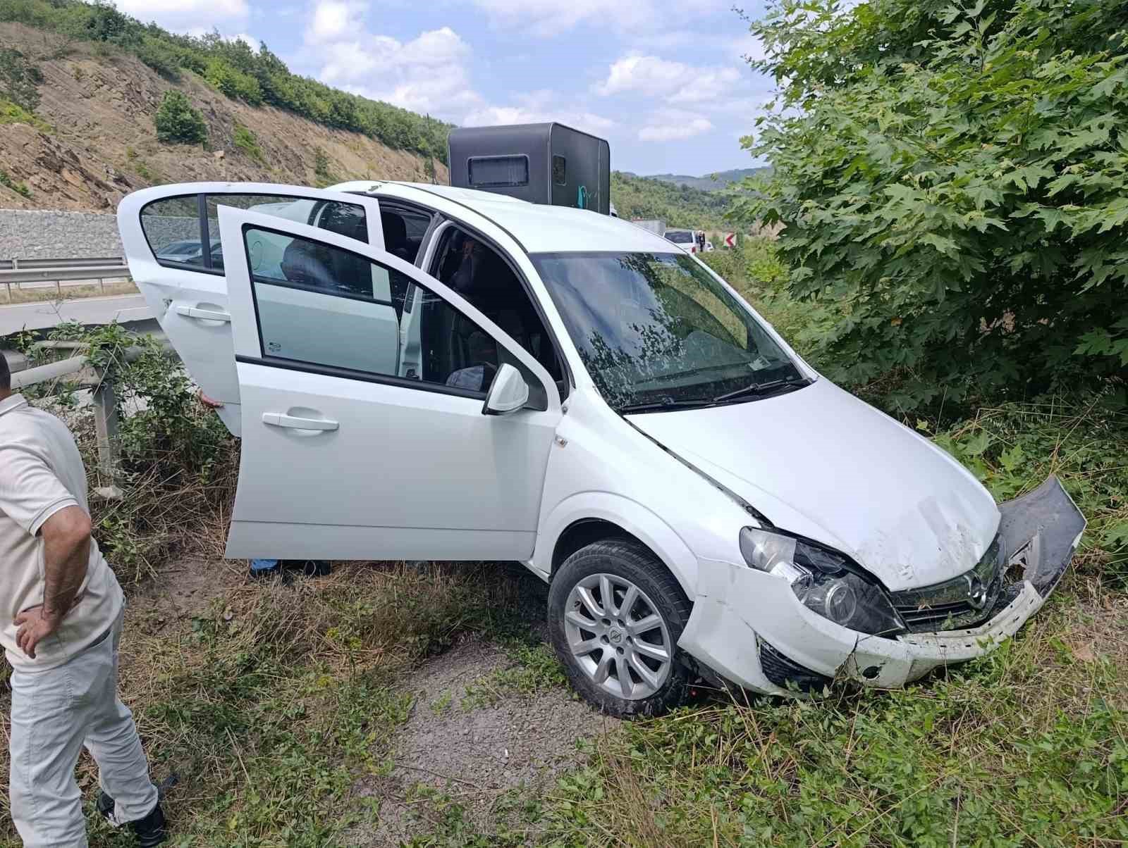 kavak-ta-araclar-carpisti-5-yarali
