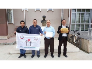 Çavdarhisar İmam Hatip Ortaokulu’na ’Beyaz Bayrak’ Ödülü