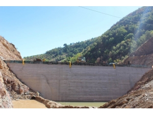 Oğuzlar Barajı Hızla Yükseliyor