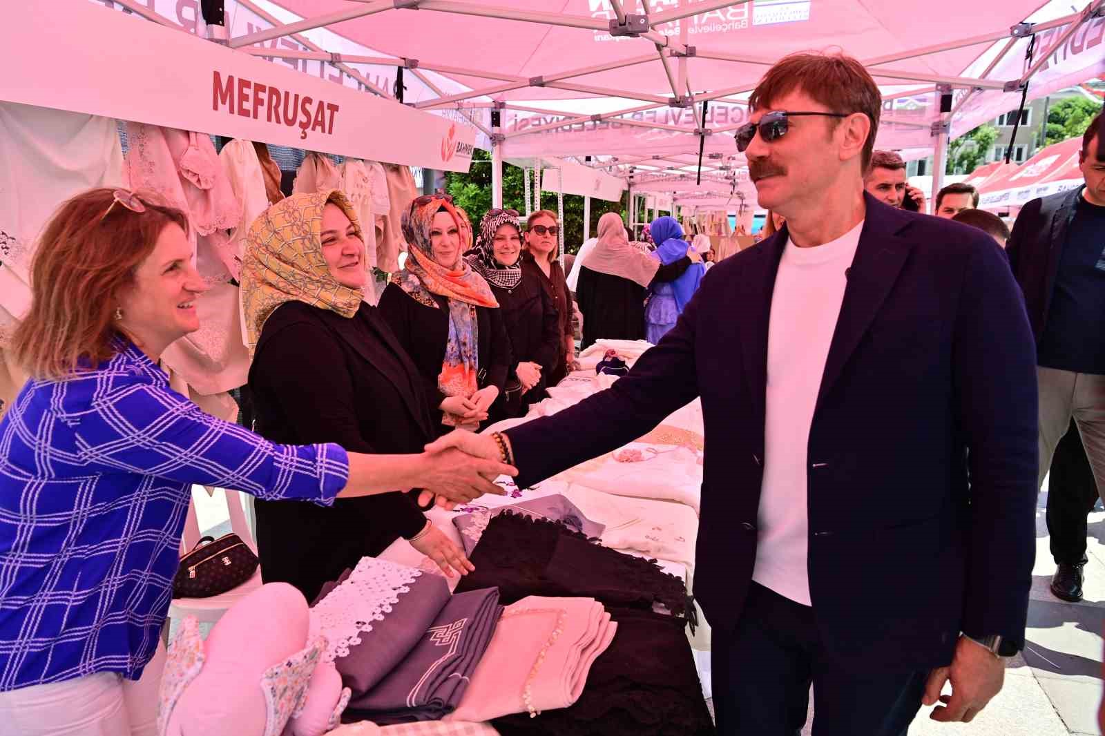 bahcelievler-de-bahmek-kurs-sergisi-acildi