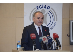 Bakan Özlü: “100 Yerli Otomobilden 80’ini İhraç Ediyoruz”