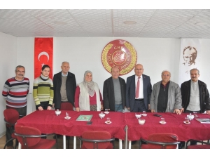 Ürgüp Belediye Başkanı Yıldız, Chp İlçe Teşkilatını Ziyaret Etti