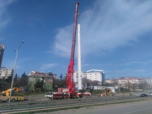 Gebze Yaya Köprüsünün Ayakları Dikiliyor