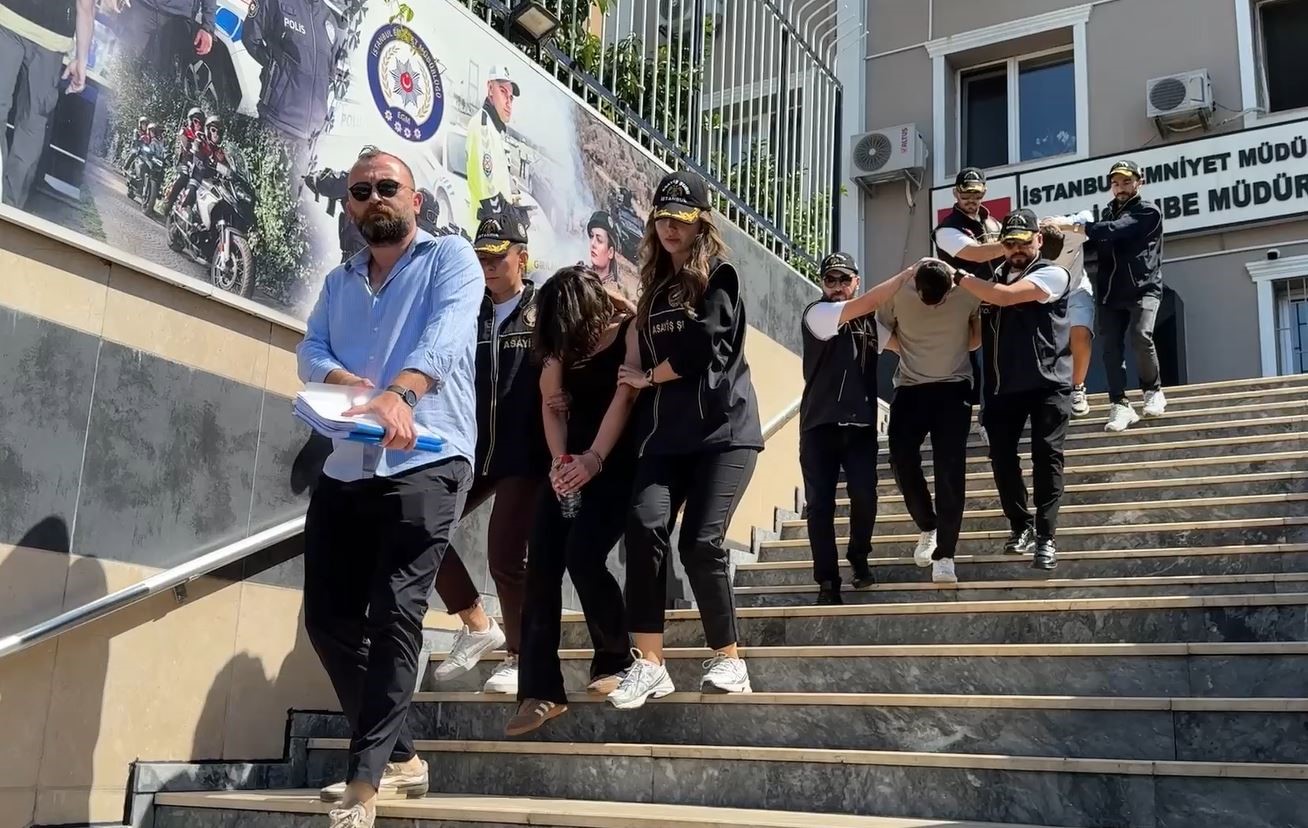 kadin-milli-antrenor-eski-calisani-tarafindan-olduruldu-1-i-kadin-3-supheli-adliyeye-sevk-edildi