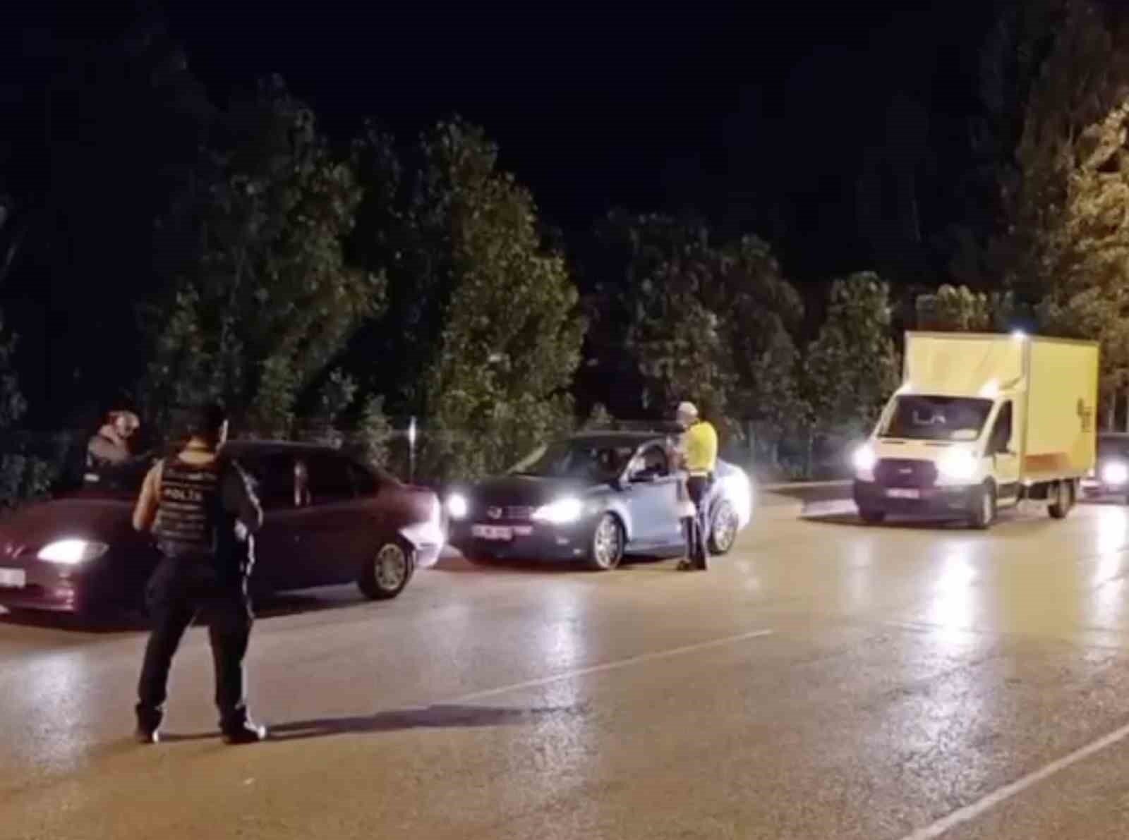 kastamonu-da-huzur-uygulamasi-7-araca-islem-yapildi
