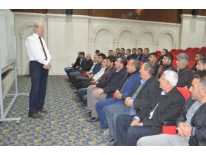 Mardin’de Şoförlere Verilen Eğitimler Sürüyor