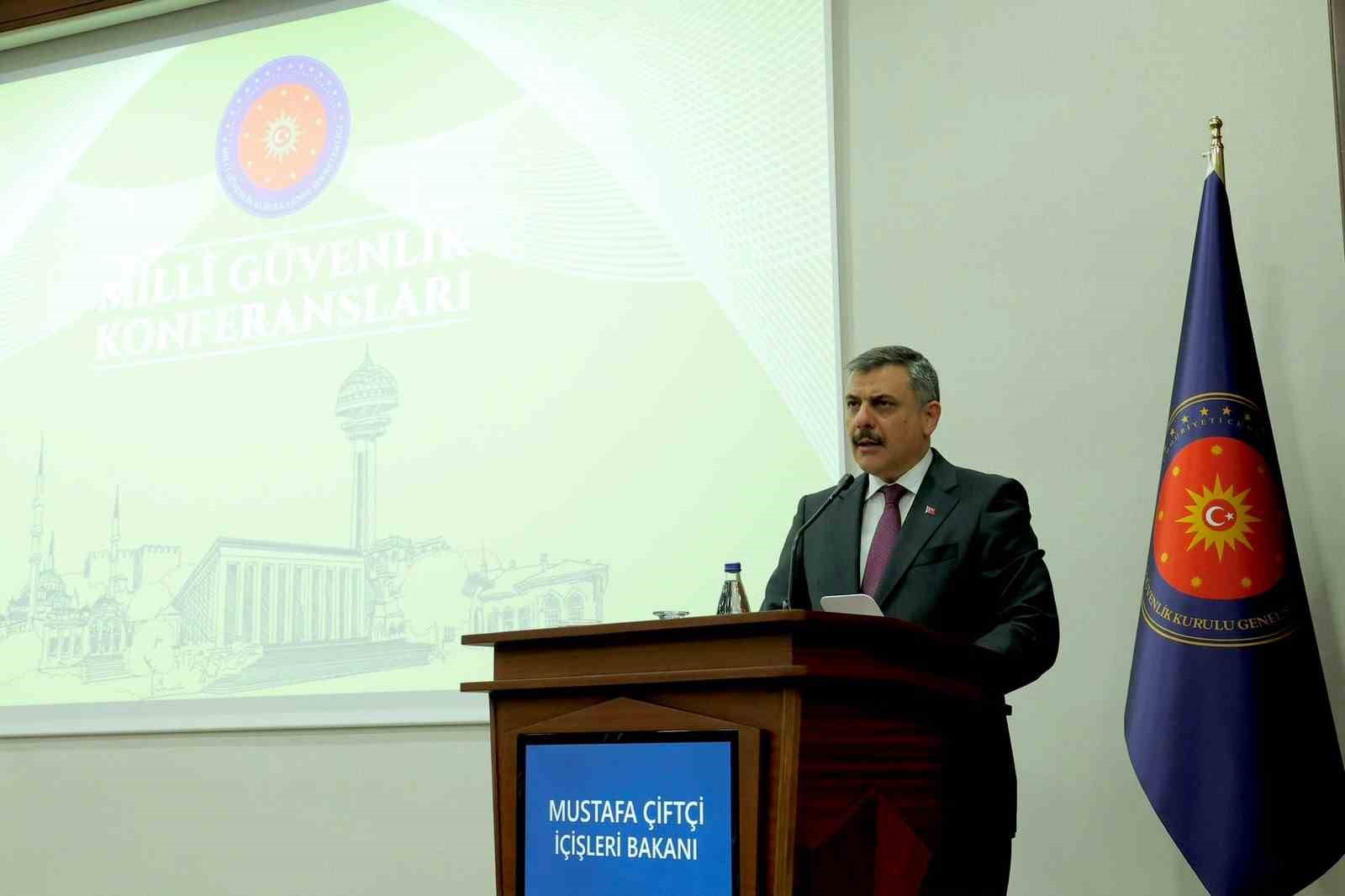 bakan-ciftci-2026-yilini-organize-suc-orgutleri-ve-uyusturucu-ile-mucadele-yili-ilan-ettik