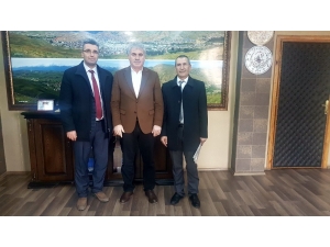 İhlas Grubu’ndan Bayburt Belediye Başkanı Mete Memiş’e Ziyaret
