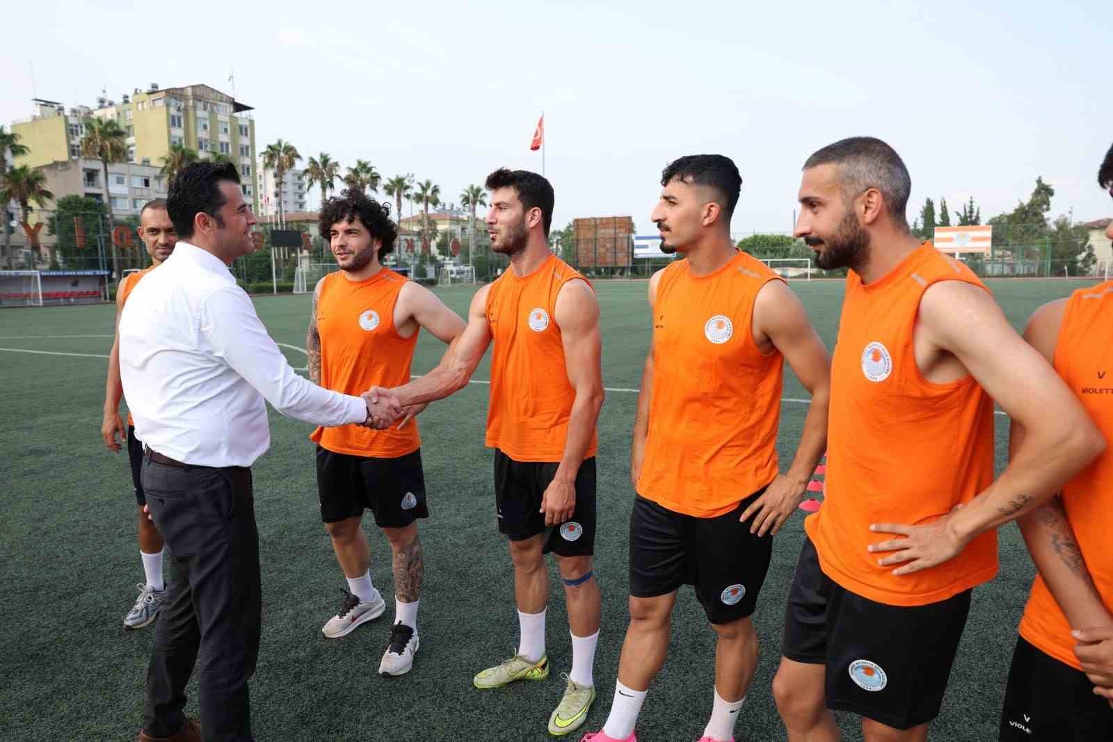 akdeniz-belediye-spor-yeni-sezon-oncesi-moral-depoladi