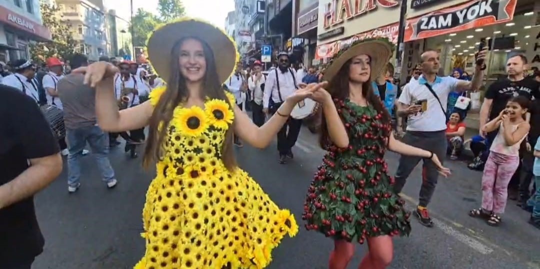 tekirdag-da-60-uluslararasi-kiraz-festivali-basladi