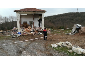 Körfez’de Kaçak Yapıya Geçit Yok