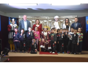 Çocuklar Diş Sağlığının Önemini Tiyatro İle Öğrendi