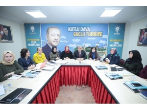 Başkan Karaosmanoğlu, “Kadına Eğer Vermeyen Toplumlar Yükselemez”