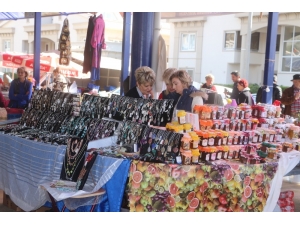 “Sevgiyi Parayla Satın Almayın”