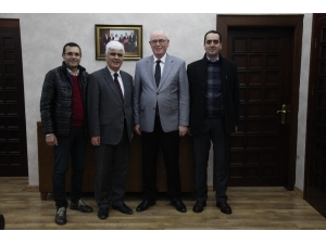 Tuhafiyeciler Odası’ndan Kazım Kurt’a Ziyaret