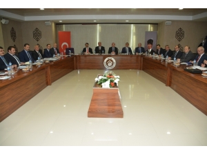 Balıkesir’de 2. Dönem Eğitim Yılı Toplantısı Yapıldı