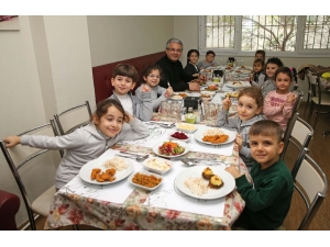 En Çok Atık Pili Minikler Topladı