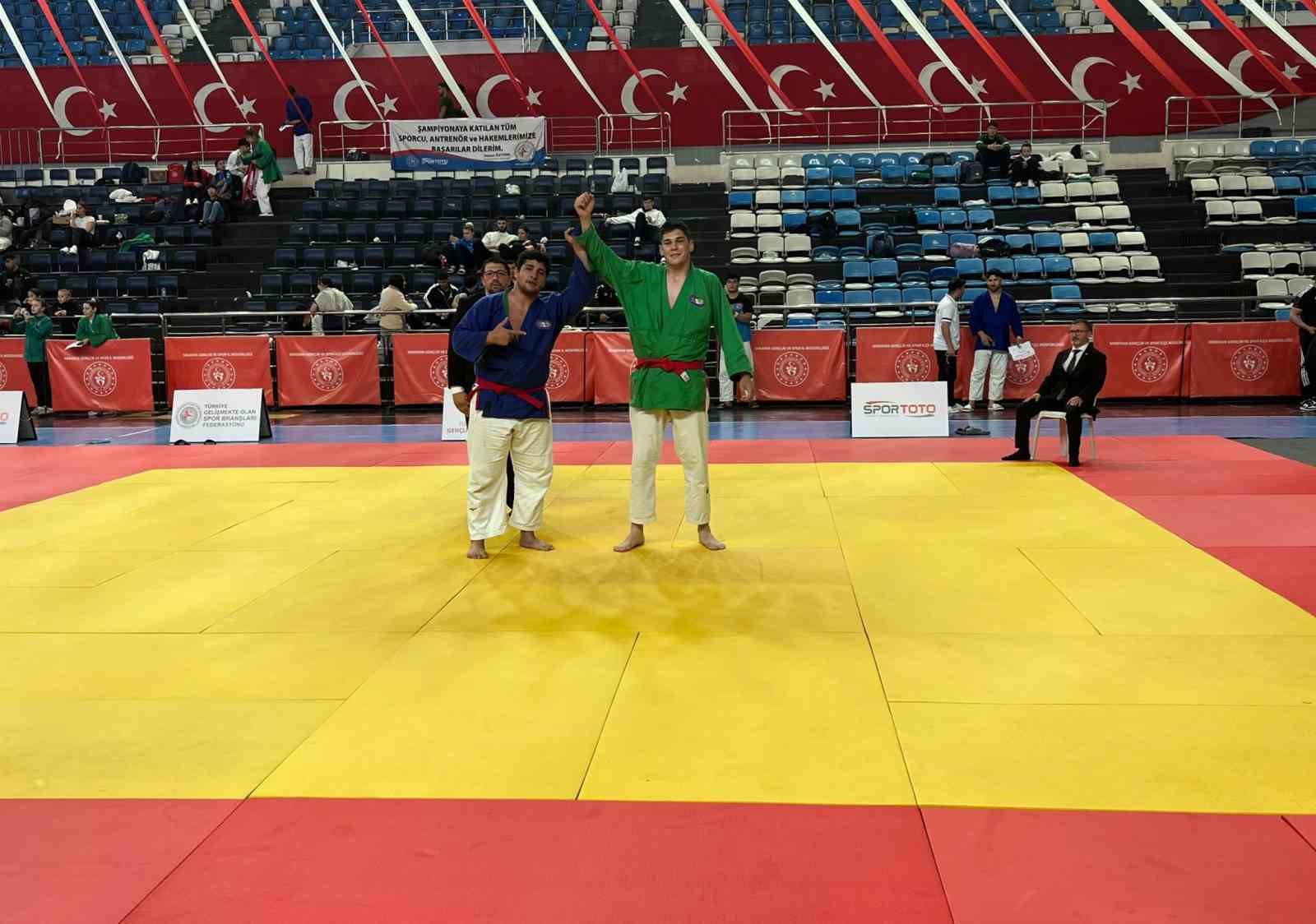 bilecikli-sporcular-turkiye-sampiyonasi-na-damga-vurdu