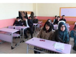 Kaymakam Dundar’dan Okul Ziyareti