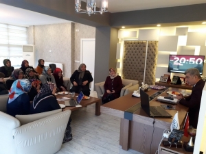 Ak Parti Yığılca Kadın Kollarından Başkan Yiğit’e Ziyaret