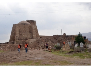 Hasankeyf’te Mezarlar Taşınıyor