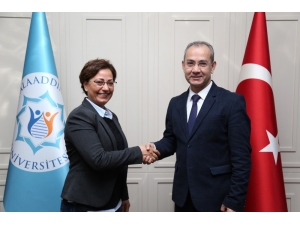 Abd’de Seçilen 5 Türk’ten Biri Alkü’ Den