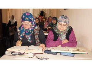 Sarıgöl’de Kur’an Kurslarına Yoğun İlgi