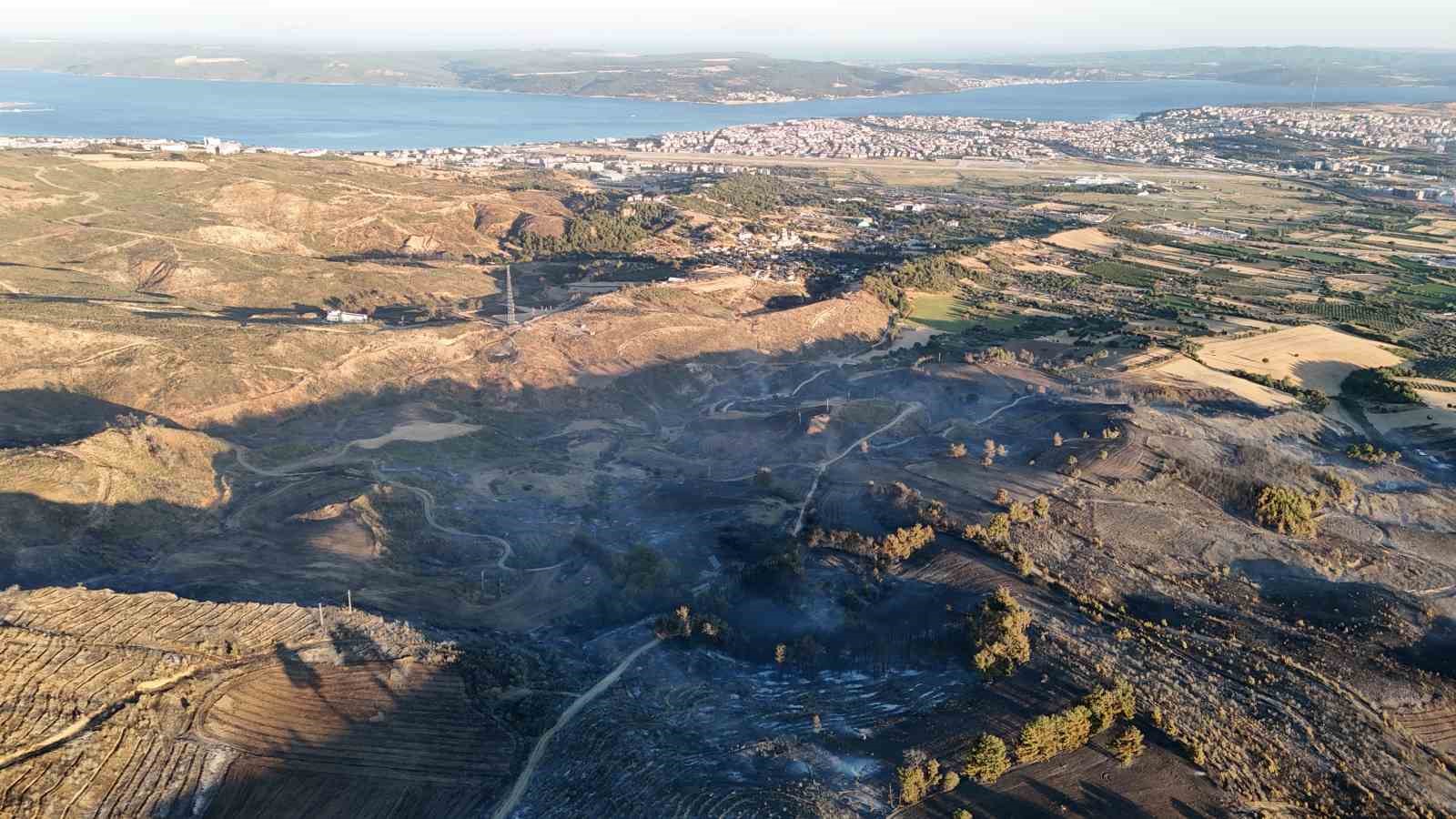 canakkale-deki-yanginda-yanan-alanlar-dron-ile-goruntulendi