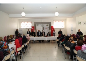 İş Sağlığı Ve İşçi Güvenliği Sertifikaları Verildi