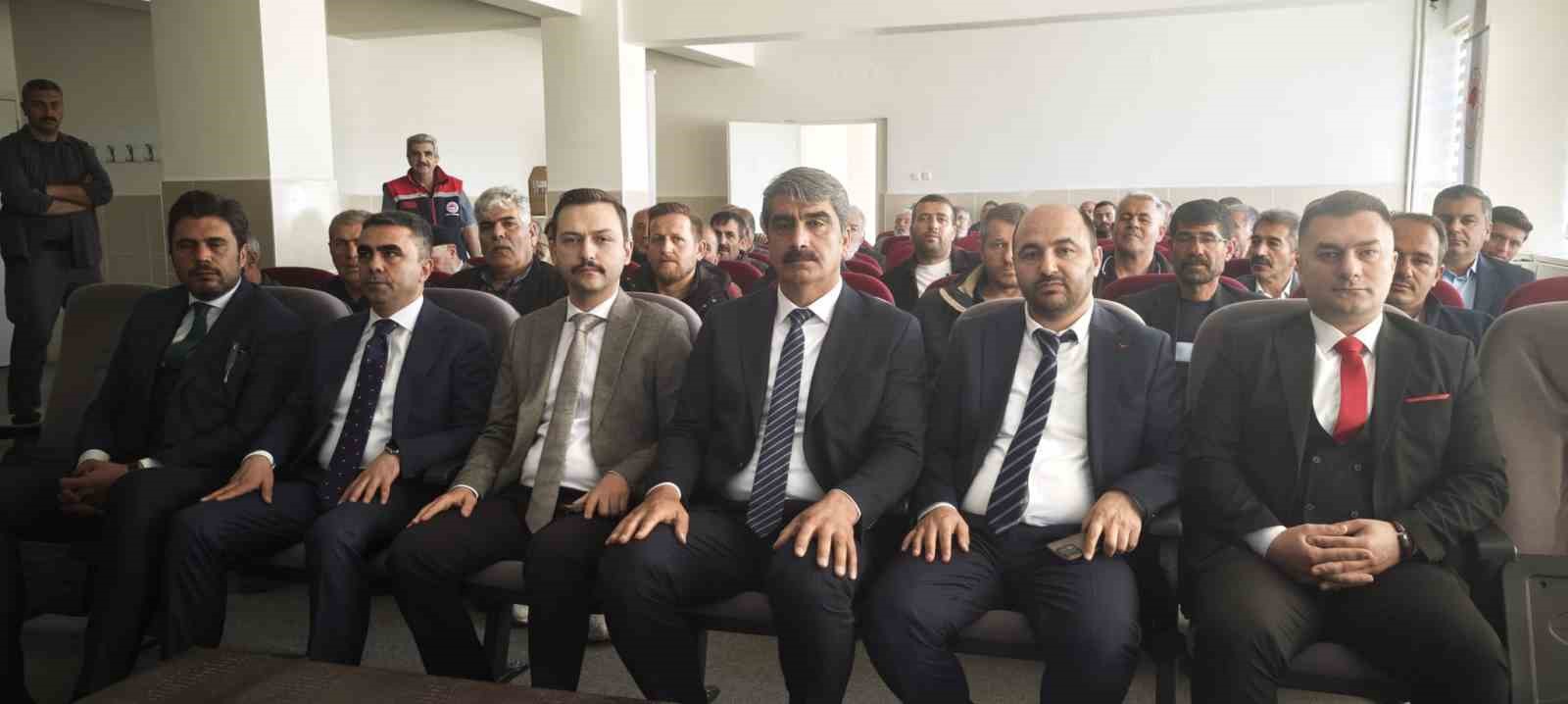 askale-de-ariciliga-buyuk-destek-50-ureticiye-hibeli-kovan-dagitildi