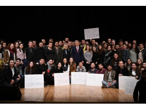 Egeli Gençlerden, Rektör Prof. Dr. Necdet Budak’a Sürpriz