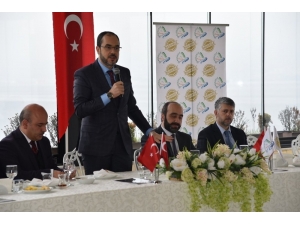 Başkan Ayaz, Din Grevlileri İle Bir Araya Geldi