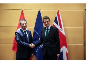 Bakan Canikli, Nato Genel Sekreteri Ve İngiltere Savunma Bakanı İle Görüştü