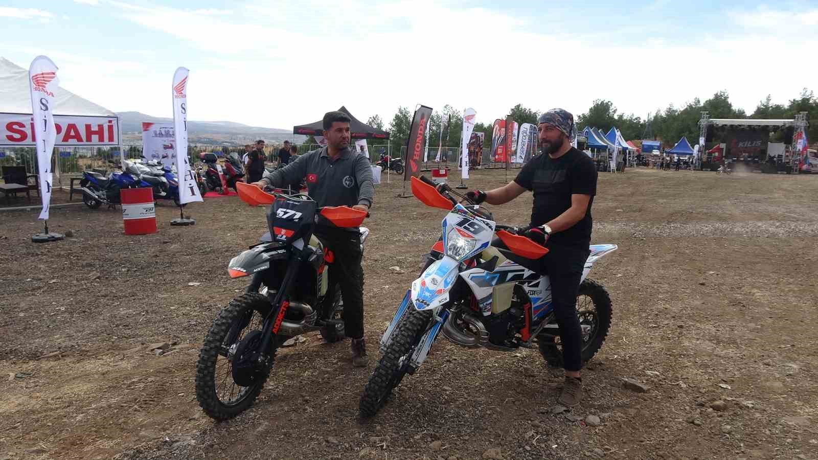 motosiklet-sayisi-otomobili-3-e-katlayan-kilis-te-motofest-basladi