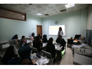 Korece Dil Eğitimleri Yoğun Katılım Devam Ediyor